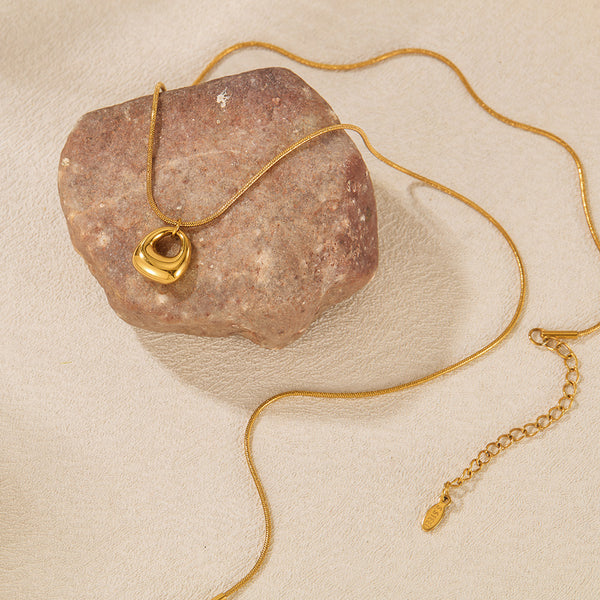 Elegant Women's Titanium Stainless Steel Gold Pendant Necklace – Minimalist Chunky Design, Hypoallergenic, Fade-Resistant, Everyday Jewelry-Women's Necklace-SunnyHouse Jewelry