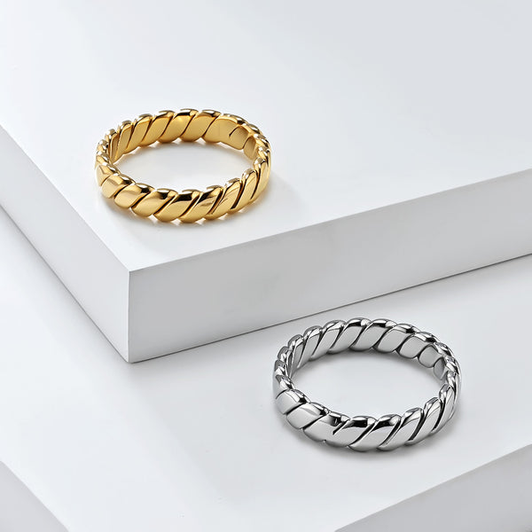 Women’s Titanium Stainless Steel Ring – Minimalist Cuban Link Chain Design, Durable and Hypoallergenic, Sleek Everyday Jewelry for Women-Women's Ring-SunnyHouse Jewelry