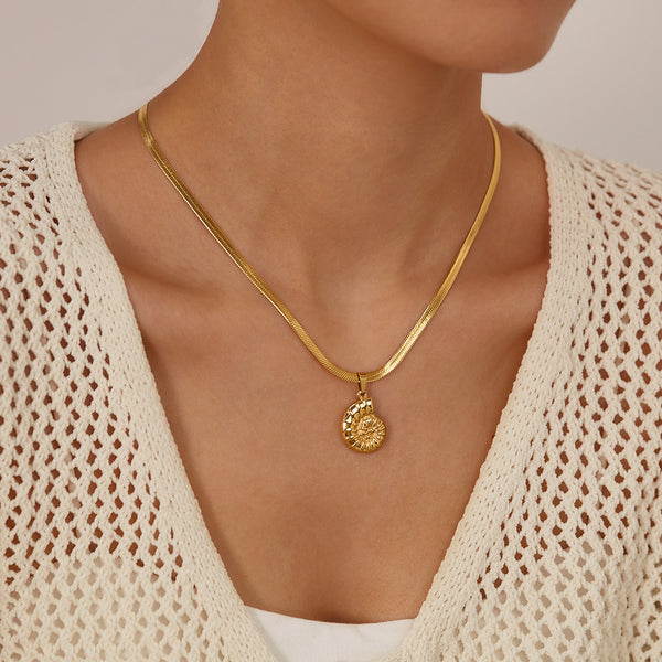 Women’s Ammonite Shell Pendant Necklace – Gold Snake Chain Fashion Jewelry, Durable Elegant Pendant Necklace for Women-Women's Necklace-SunnyHouse Jewelry