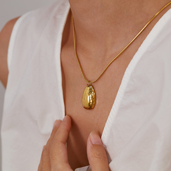 Women’s Titanium Stainless Steel Textured Gold-Plated Pendant Necklace, Hypoallergenic Adjustable Chain, Minimalist Statement Jewelry for Women and Girls-Women's Necklace-SunnyHouse Jewelry