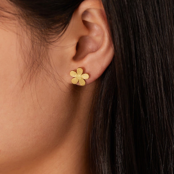 Women's Gold Floral Stud Earrings - Textured Daisy Design for a Refreshing Look-Women's Earrings-SunnyHouse Jewelry