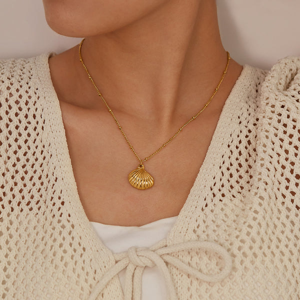 Women’s Seashell Pendant Necklace – Gold Chain Fashion Jewelry, Elegant Durable Pendant Necklace for Women-Women's Necklace-SunnyHouse Jewelry