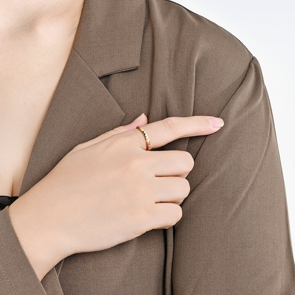 Women’s Titanium Stainless Steel Ring – Minimalist Geometric Pyramid Design, Durable and Hypoallergenic, Sleek Everyday Jewelry for Women-Women's Ring-SunnyHouse Jewelry