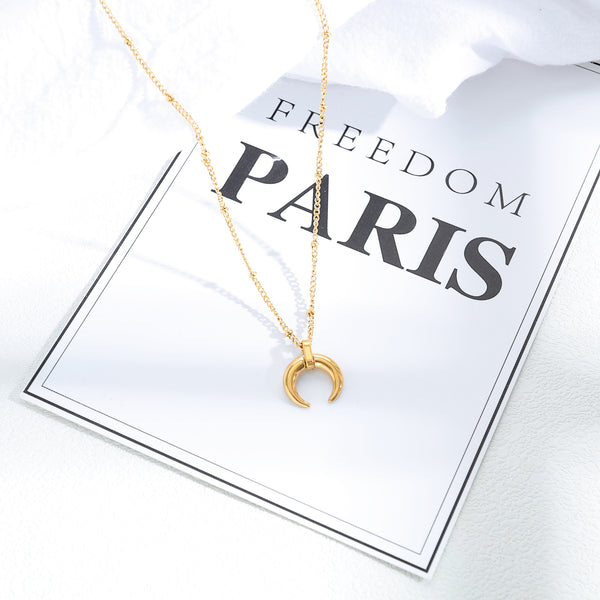 Women's Fashion Golden Moon Pendant Necklace-Womens Pendant Necklace-SunnyHouse Jewelry