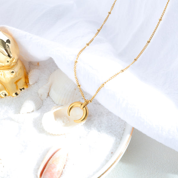 Women's Fashion Golden Moon Pendant Necklace-Womens Pendant Necklace-SunnyHouse Jewelry