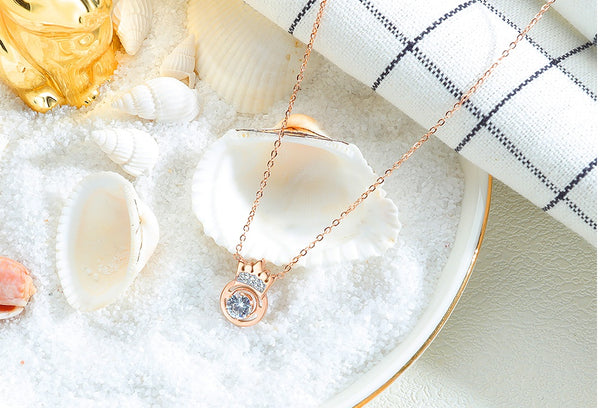 Women's Fashion Queen Pendant Necklace-Womens Pendant Necklace-SunnyHouse Jewelry